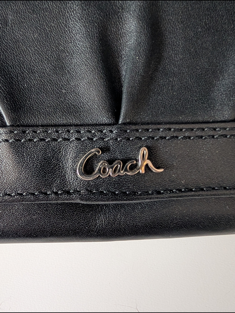Coach Vintage Soho Black Leather Compact Wallet - Picture 6 of 11